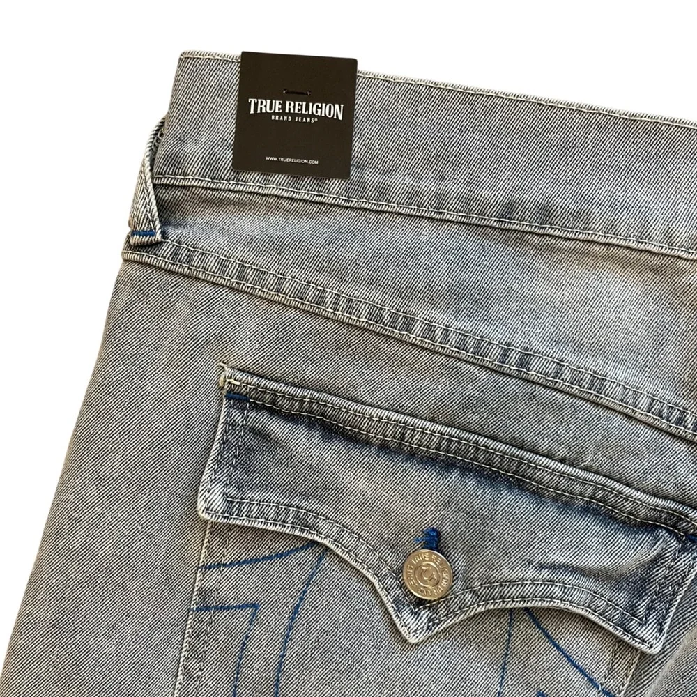 True Religion Mens Ricky Relaxed Straight Denim Shorts Light Breezy Wash 40‎ NWT